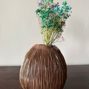 Wazon ceramiczny "Deep Lines"